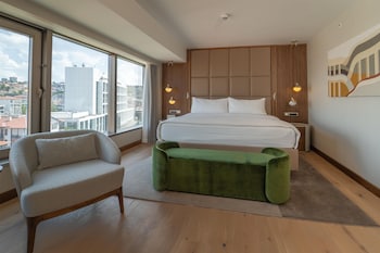 Suite, 1 Double Bed, Kitchenette