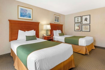Standard Room, 2 Queen Beds, Non Smoking