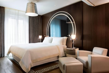 Suite, 1 Double Bed (View)