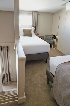 Duplex for 5 people, stairway access