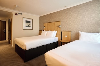 Standard Room, Multiple Beds (1 King 1 Single Standard)