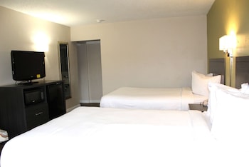 Room, 2 Double Beds, Non Smoking (Pet-friendly)
