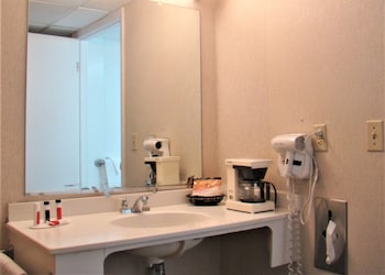 Room, 1 King Bed, Accessible, Non Smoking (Mobility)