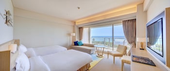 Classic Room, 2 Twin Beds, Ocean View (Ocean Wing)