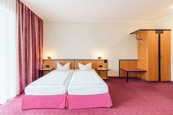 Standard Triple Room, Balcony