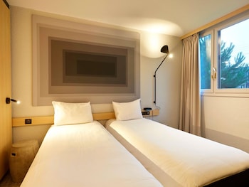 Standard Room, 2 Twin Beds