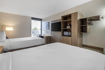 Standard Room, 2 Double Beds, Non Smoking, Refrigerator
