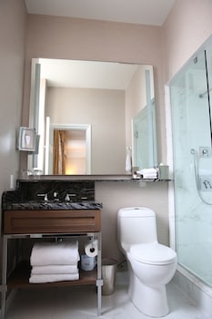 Double Room, 2 Double Beds