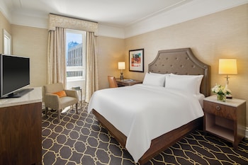 Room, 1 Queen Bed, Non Smoking (Fairmont Gold)