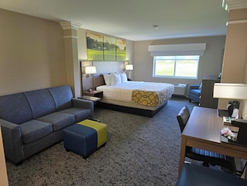 Suite, 1 King Bed, Non Smoking