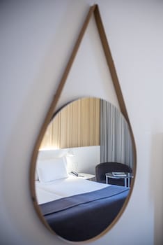 Comfort Room (Club)