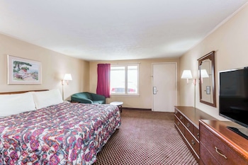 Room, 1 King Bed, Non Smoking