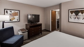 Suite, 1 King Bed, Non Smoking