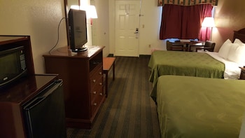 Standard Room, 2 Queen Beds, Non Smoking