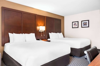Room, 2 Queen Beds, Non Smoking