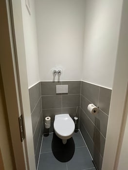 Economy Single Room, 1 Twin Bed, Courtyard View
