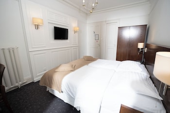 Renovated Double Room -  with balcony