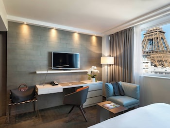 Superior Room, 1 Queen Bed, Tower (High Floor, Eiffel Tower View)