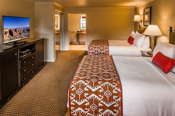 Standard Room, 2 Queen Beds, Accessible (Roll-In Shower)