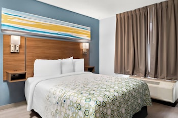 Studio, 1 Queen Bed, Mobility Accessible, Non Smoking