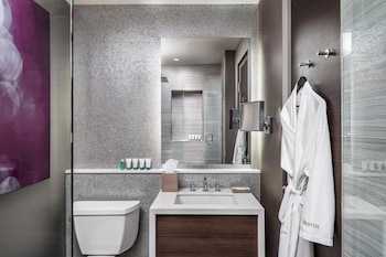 Suite, 1 Bedroom, City View