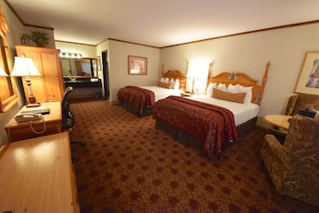 Standard Room, 2 Queen Beds, Non Smoking, Courtyard Area