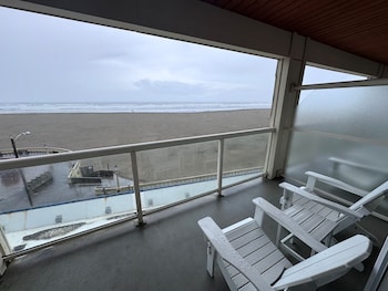 Premium Room, 1 King Bed, Balcony, Ocean View