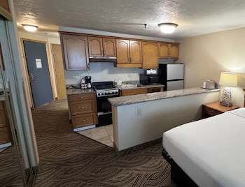 Premium Room, 1 King Bed with Sofa bed, Balcony, Ocean View