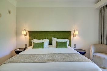 Superior Room, 1 Queen Bed, Non Smoking, Garden View