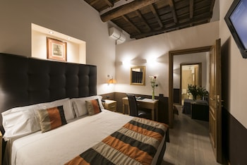 Club Double or Twin Room, Annex Building (with extra bed)