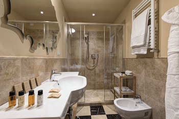 Classic Double or Twin Room