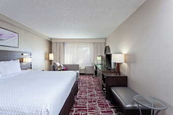 Room, 1 King Bed, Accessible (Communications, Central Building)