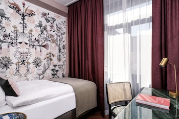 Single Room (Cosy)