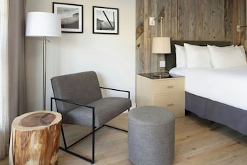 Room (Hearing Accessible)