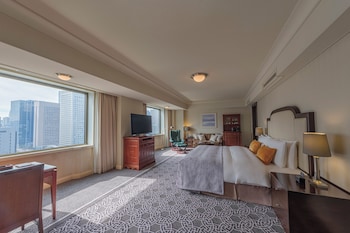 Imperial Floor Junior Suite King