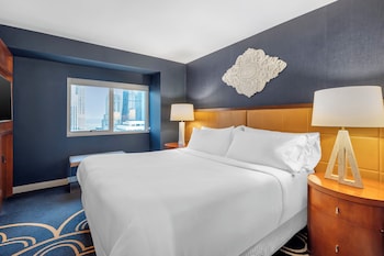 Luxury Suite Governors 1 King Bed