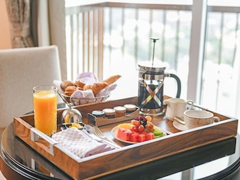 Club Suite, 1 King Bed, Club Lounge Access (Prestige)