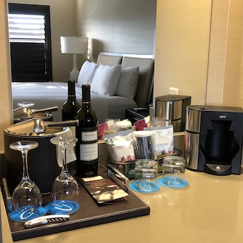 Room, 2 Queen Beds, Pet-Friendly
