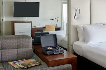 Room, 1 King Bed