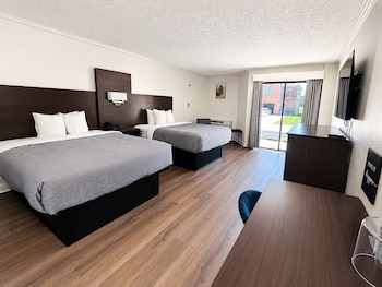 Standard Room, 2 Queen Beds, Non Smoking