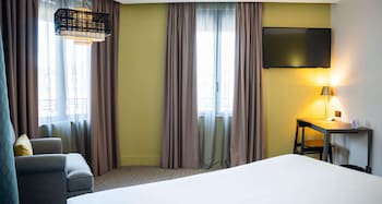 Superior Room, 1 Queen Bed, Non Smoking