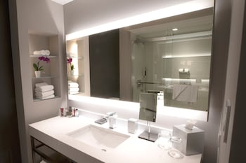 Room, 1 King Bed, Ocean View