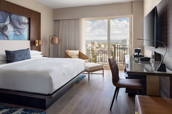 Room, 1 King Bed, City View (Tower)