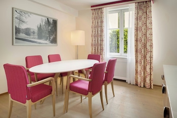 Studio Suite, 1 Bedroom, Park View