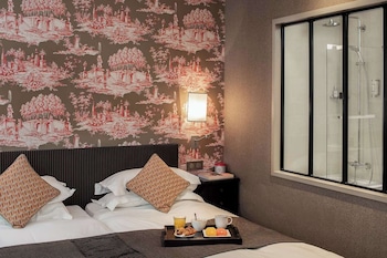 Twin Prestige Room