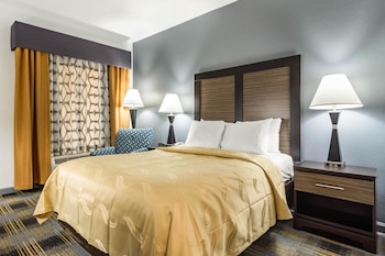 Standard Room, 1 Queen Bed, Non Smoking