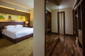 Regency, Suite