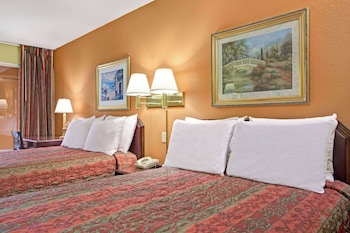 Double Room, 2 Double Beds