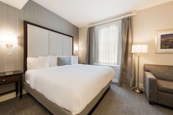Superior Room, 1 King Bed, Non Smoking (Queen sofabed)