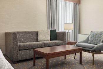 Premium Room, 1 King Bed, Corner